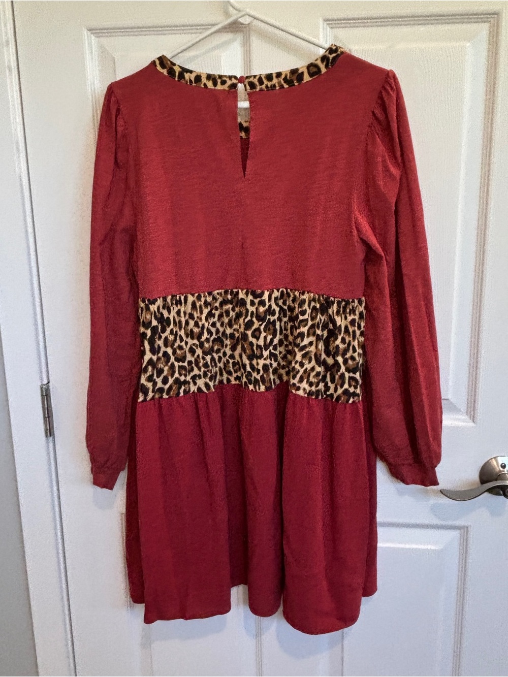 Umgee Linen Blend LEOPARD TIERED BABYDOLL DRESS - Picture 5 of 7